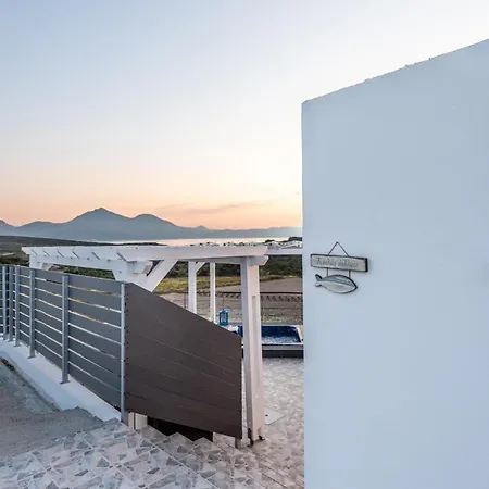 Santa Marina Milos Feriehus