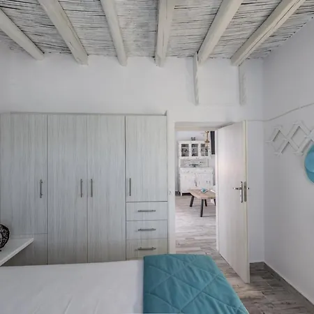 Santa Marina Milos