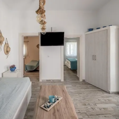 Santa Marina Milos