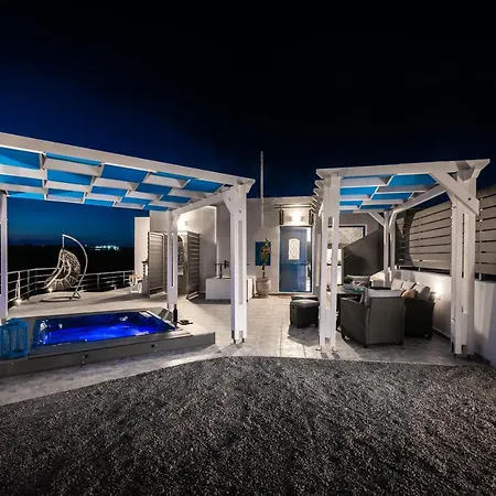 Santa Marina Milos Mytakas