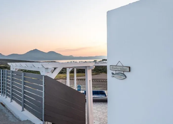 Santa Marina Milos Holiday home